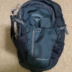 OSPREY BACK PACK DAYLIGHT Plus  Excellent condition